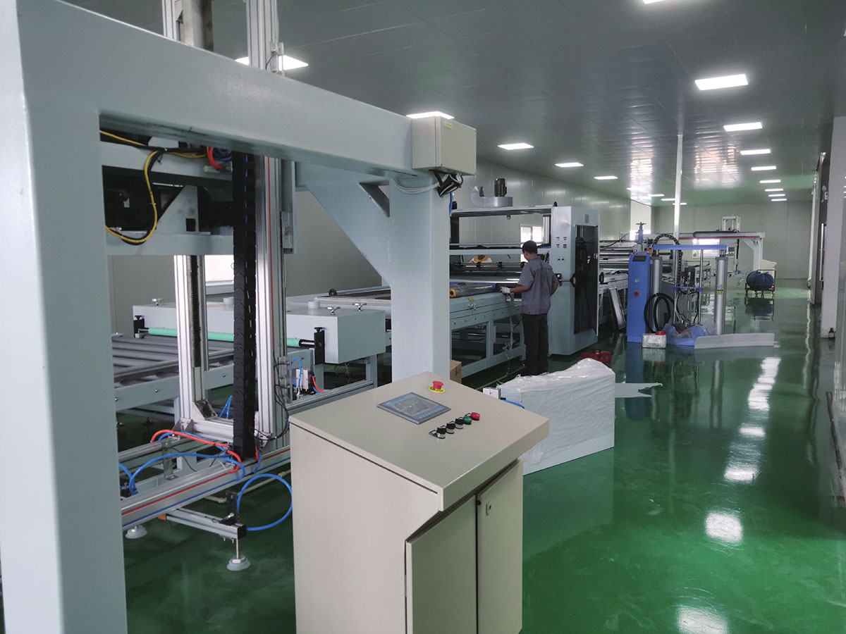 PUR bevonat és fólia Laminute vonal